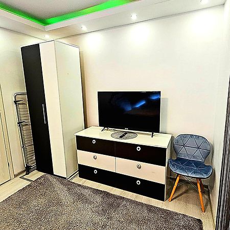 Luxury Paul Apartment Green, Private & Accessible Braşov Dış mekan fotoğraf