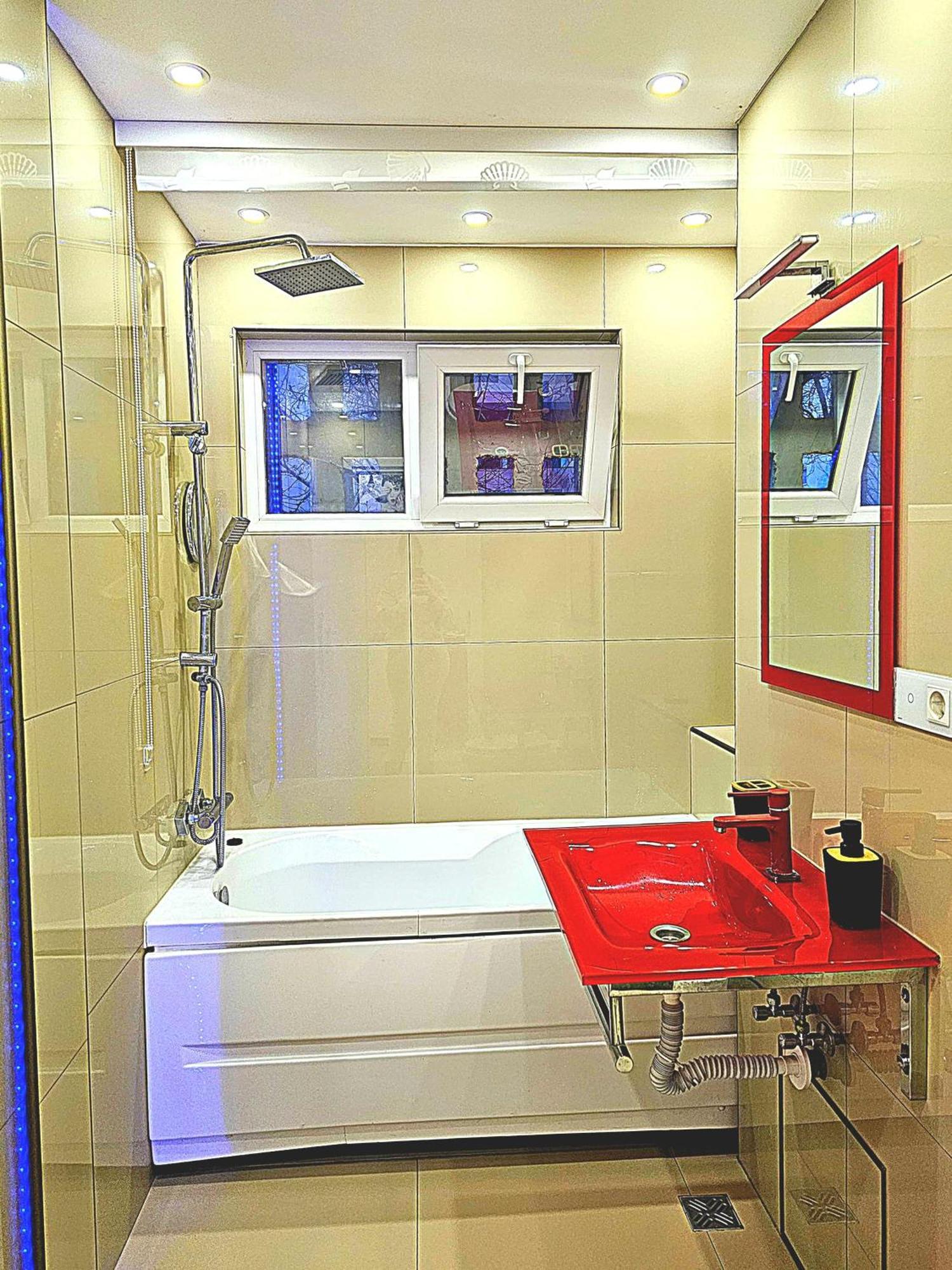Luxury Paul Apartment Green, Private & Accessible Braşov Dış mekan fotoğraf